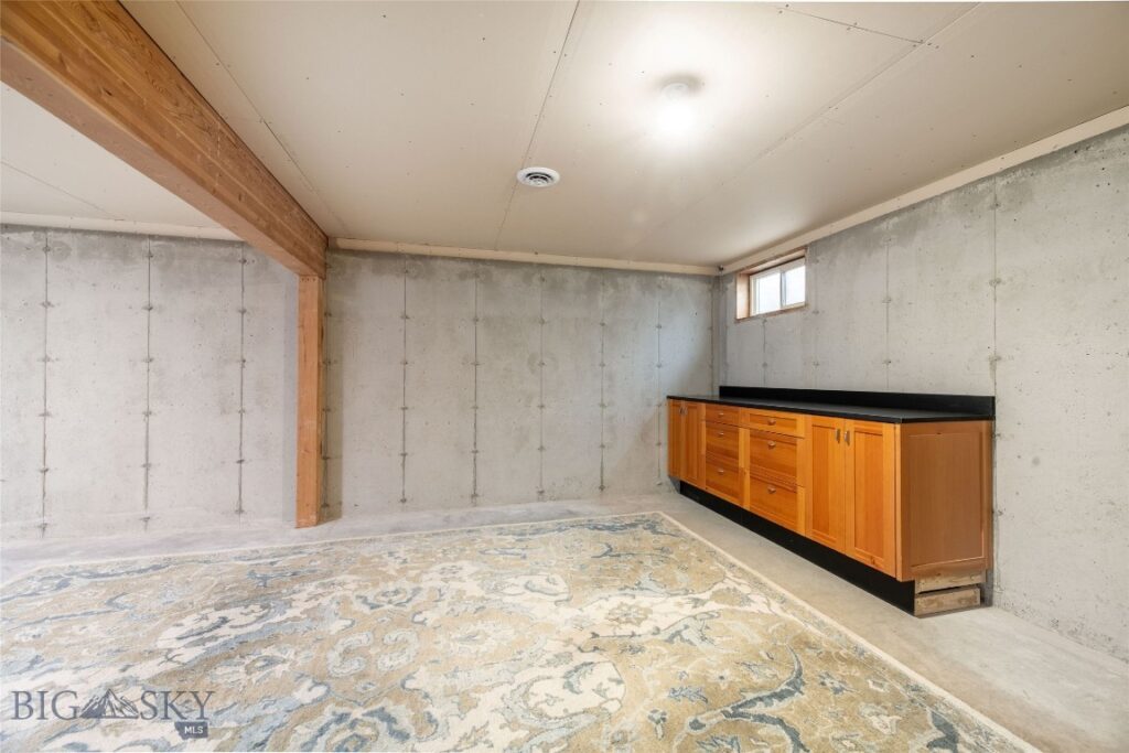 6866 and 6868 Sherman Drive, Belgrade MT 59714