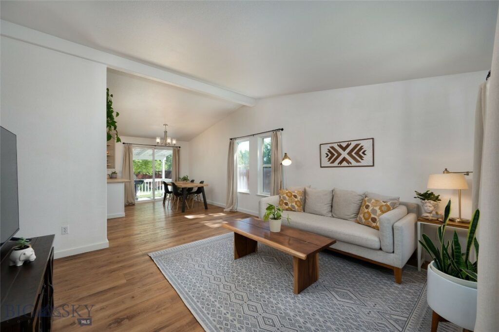 701 Oakwood Drive, Belgrade MT 59714