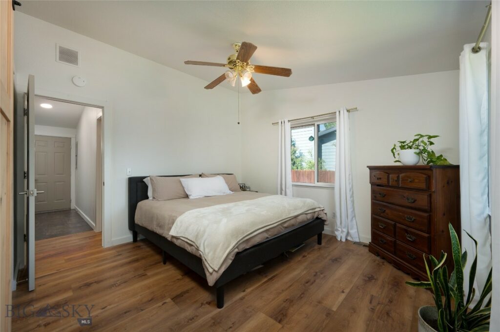 701 Oakwood Drive, Belgrade MT 59714
