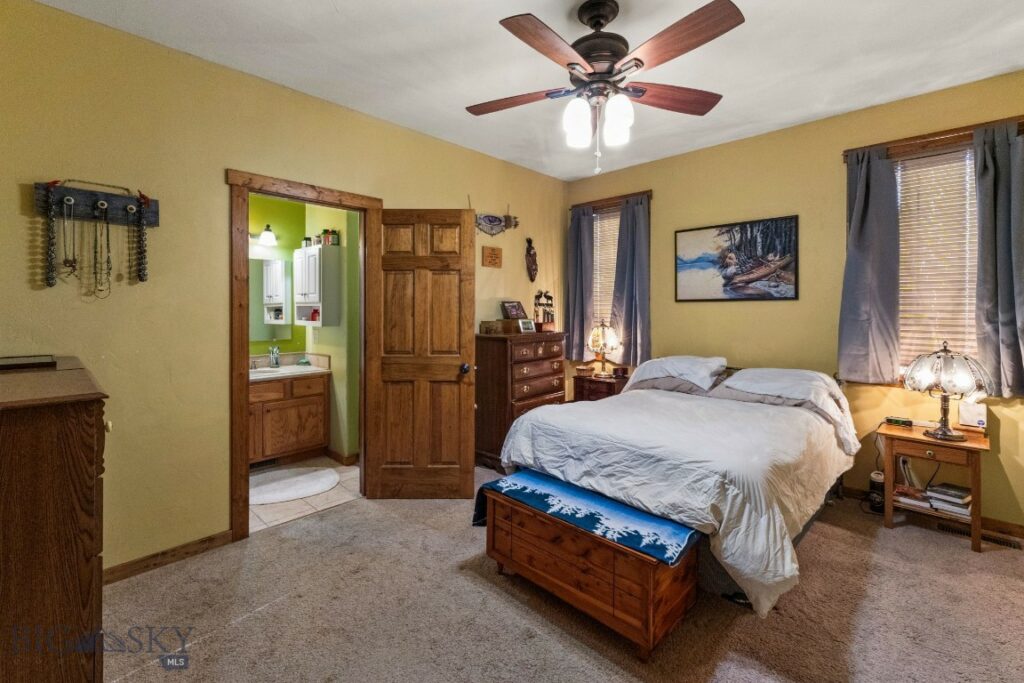 702 Nebula Street, Livingston MT 59047