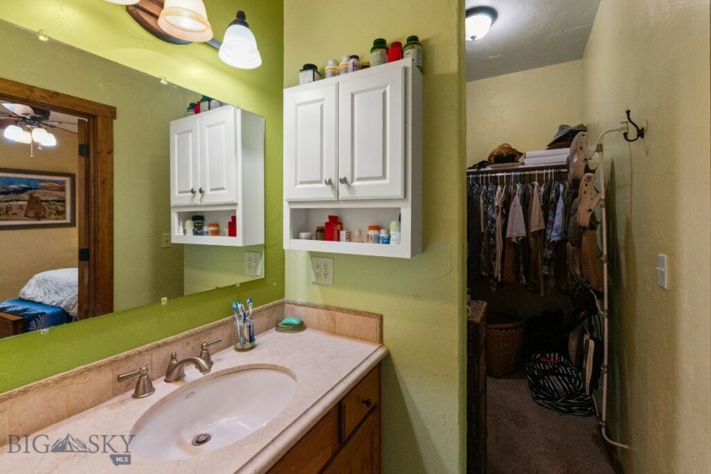 702 Nebula Street, Livingston MT 59047