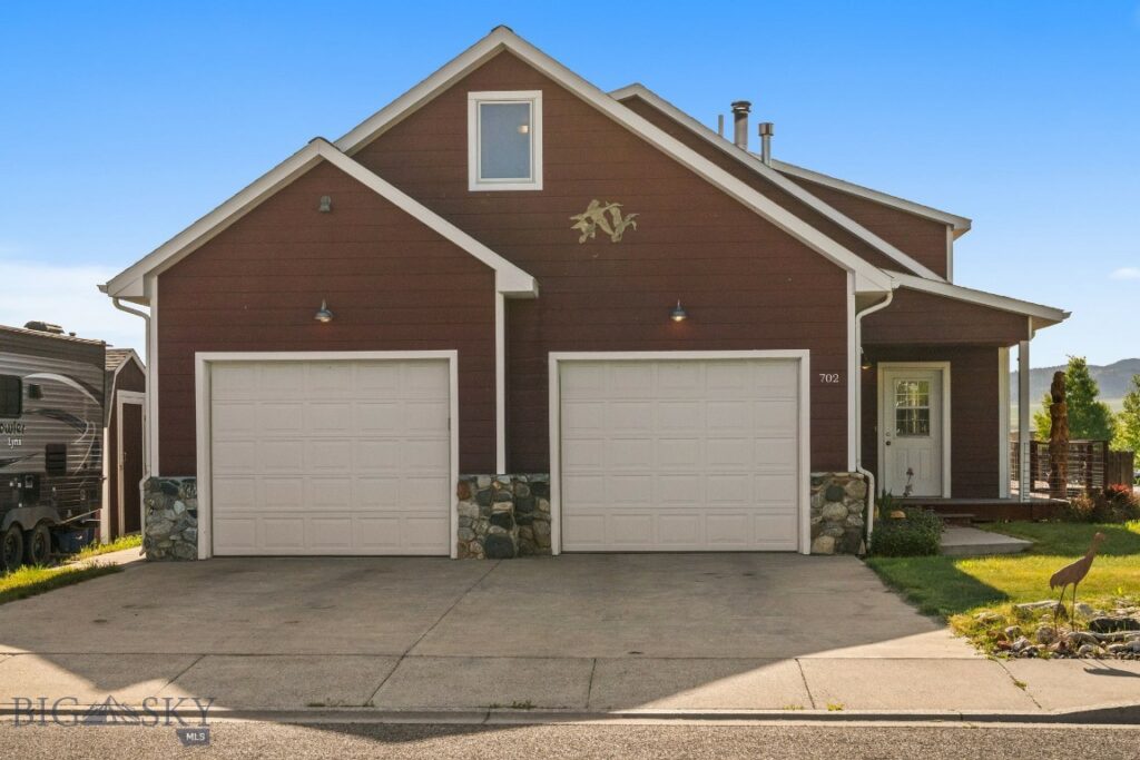 702 Nebula Street, Livingston MT 59047