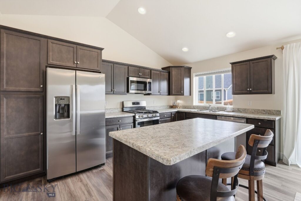 702 Snow Ghost, Belgrade MT 59714