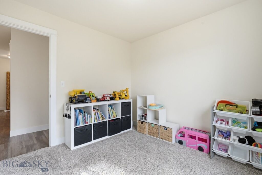 702 Snow Ghost, Belgrade MT 59714