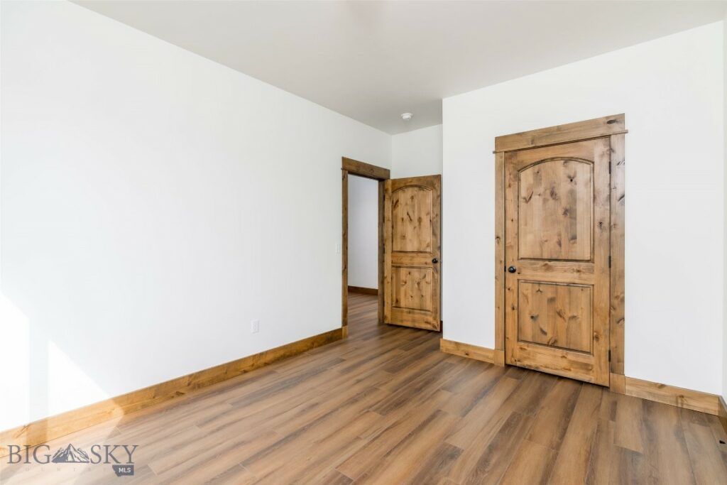 702 Quasar Lane, Livingston MT 59047