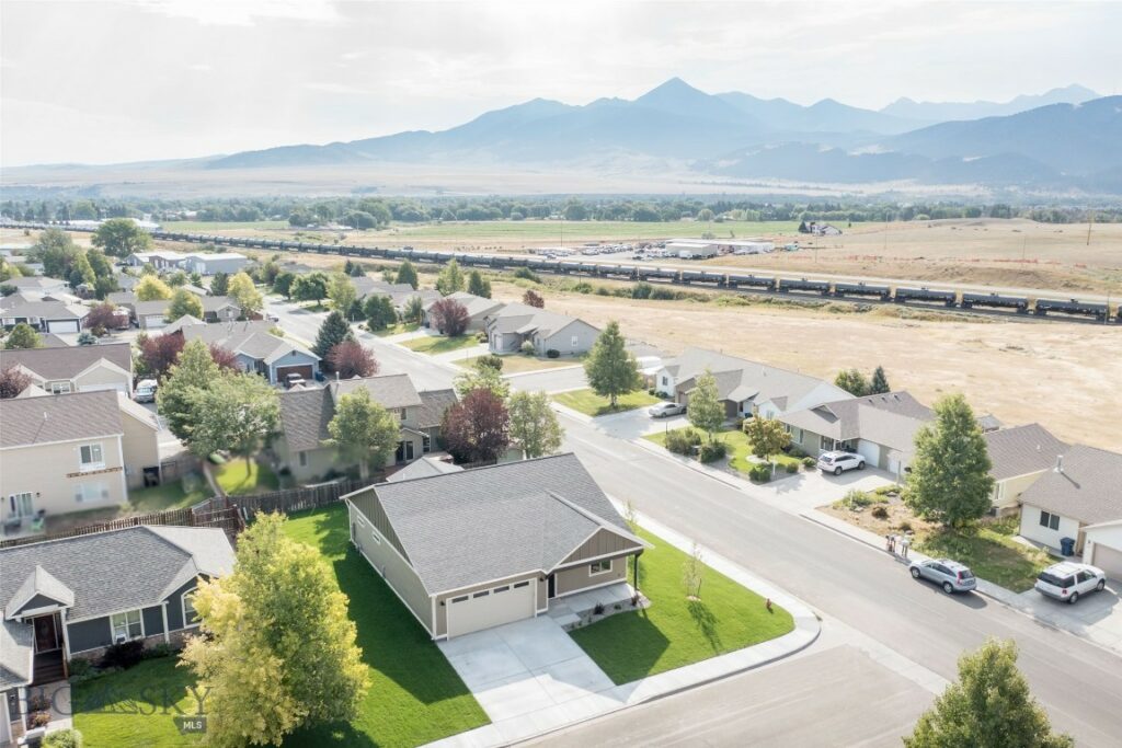 702 Quasar Lane, Livingston MT 59047