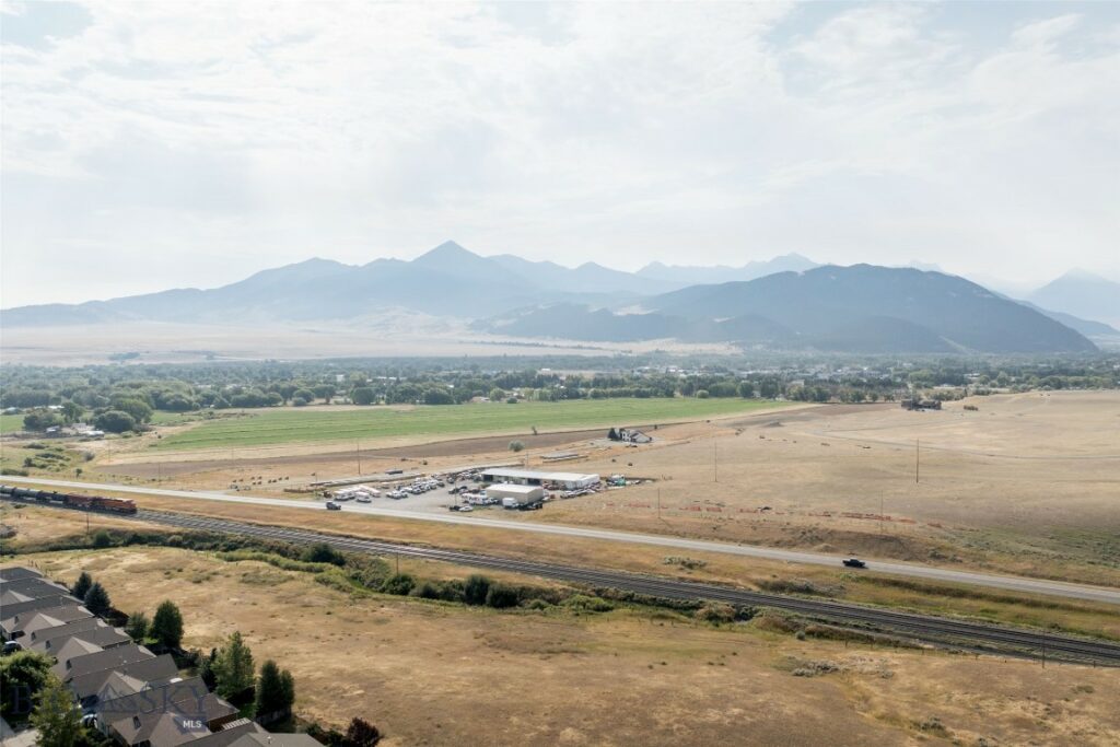 702 Quasar Lane, Livingston MT 59047