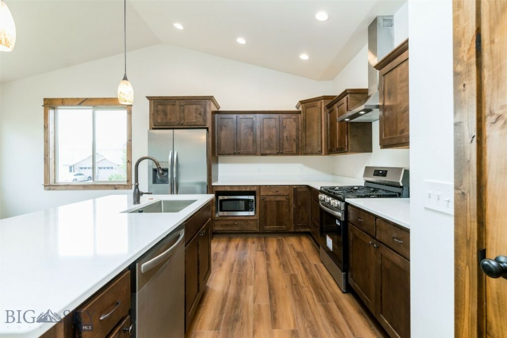 702 Quasar Lane, Livingston MT 59047