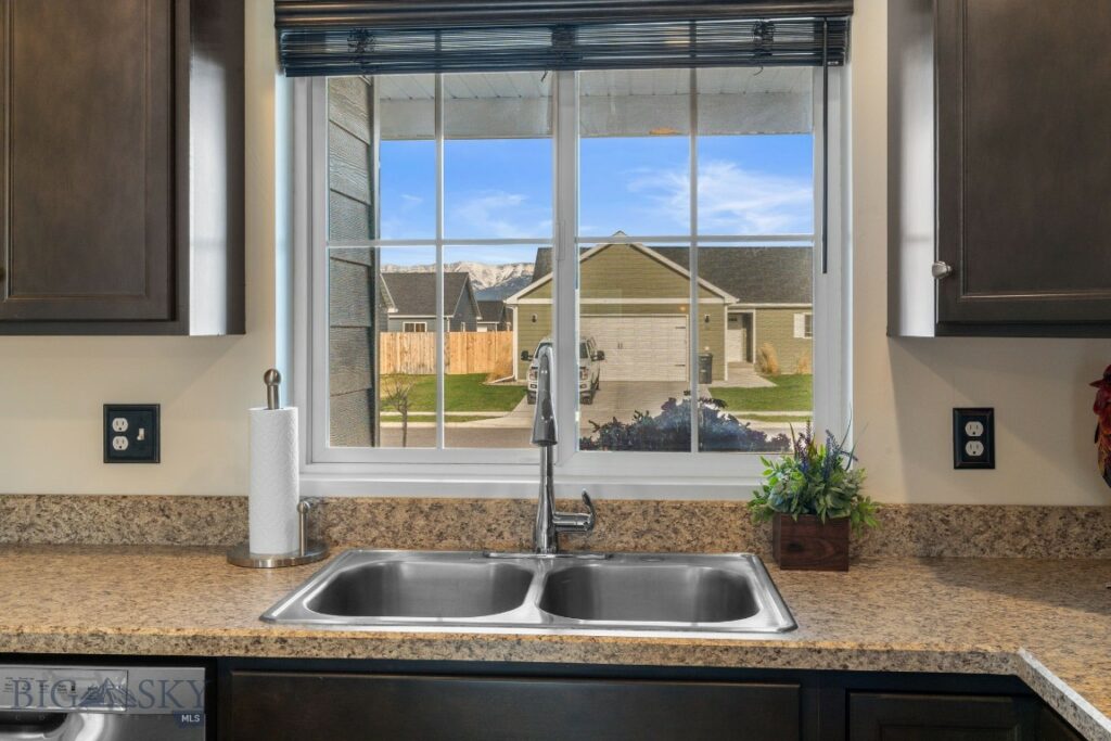703 Mogul Street, Belgrade MT 59714