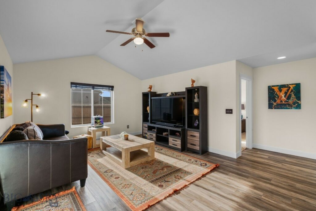 703 Mogul Street, Belgrade MT 59714