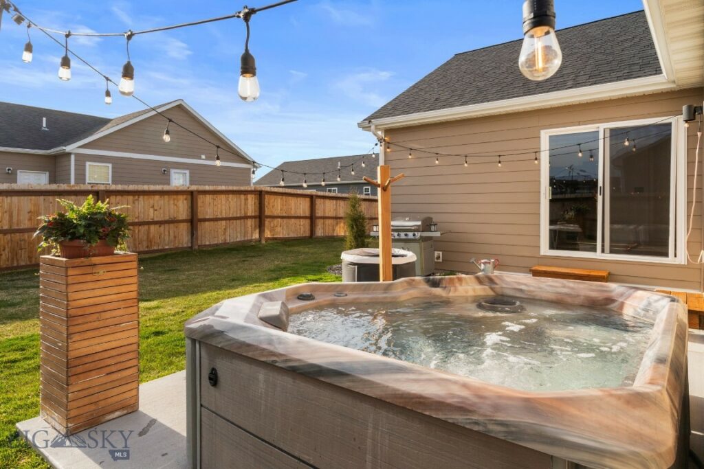 703 Mogul Street, Belgrade MT 59714