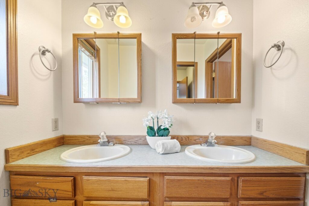 704 Mayfair Drive, Belgrade MT 59714