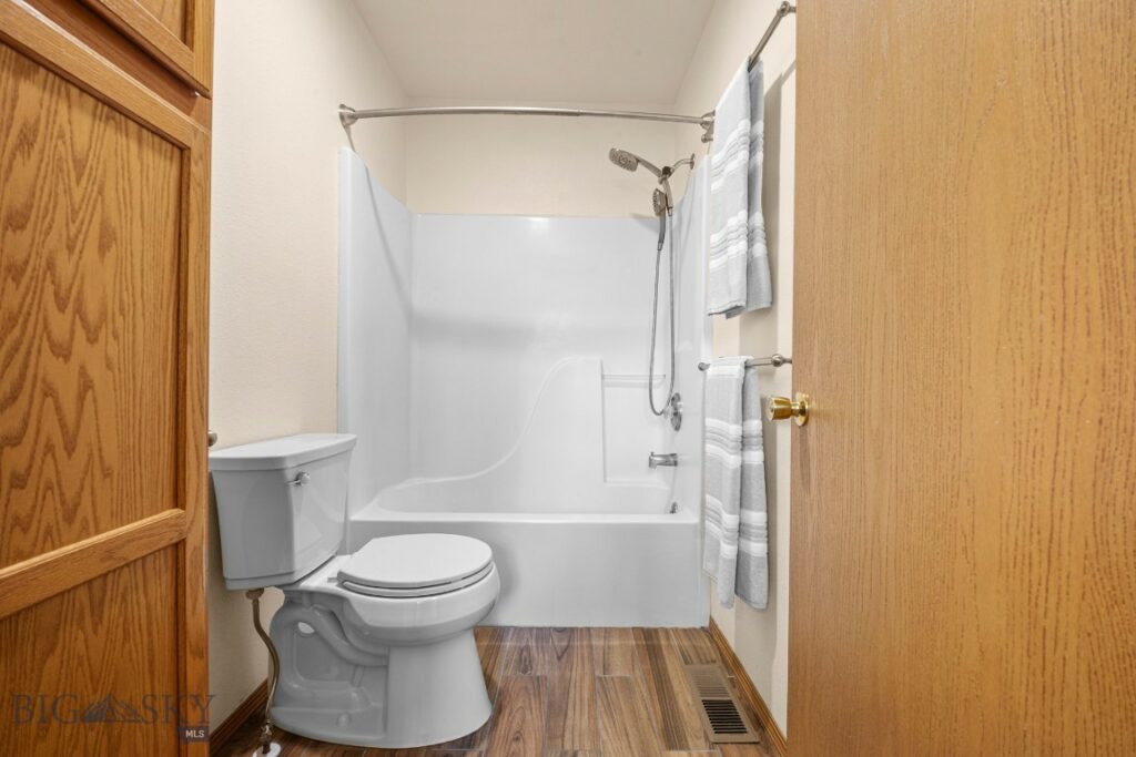 704 Mayfair Drive, Belgrade MT 59714