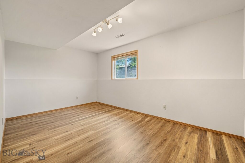 704 Mayfair Drive, Belgrade MT 59714