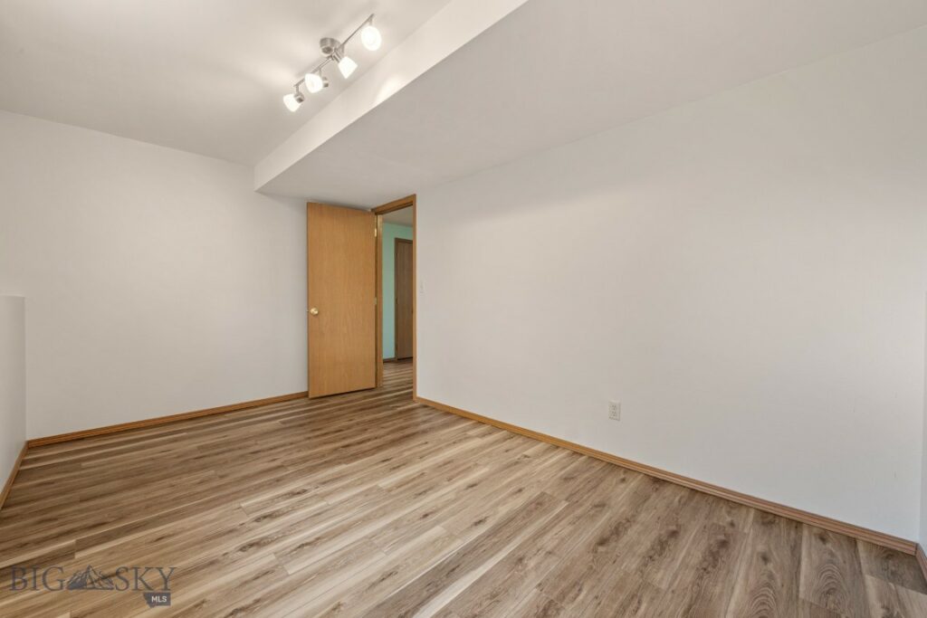 704 Mayfair Drive, Belgrade MT 59714