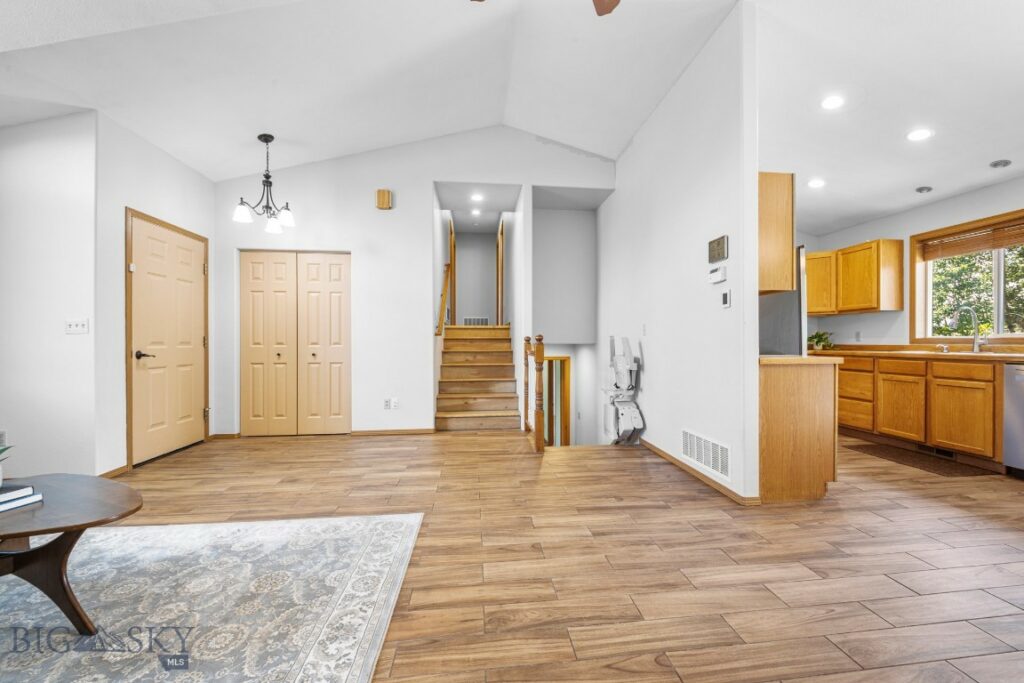 704 Mayfair Drive, Belgrade MT 59714