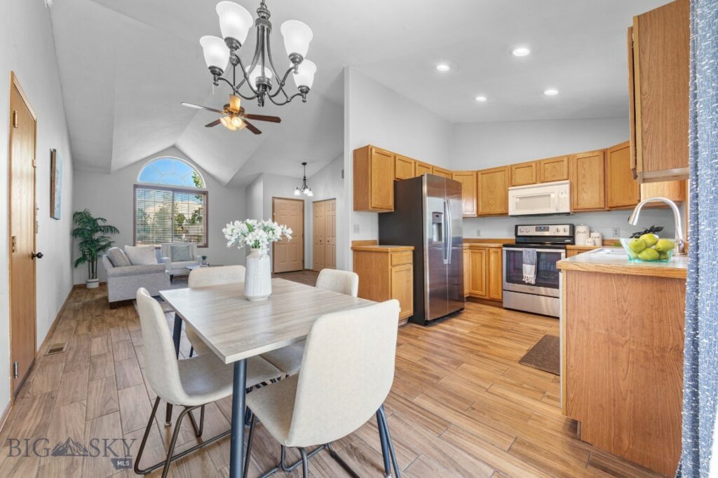 704 Mayfair Drive, Belgrade MT 59714