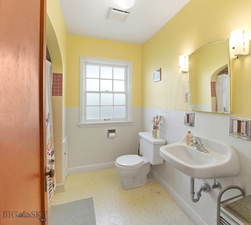 706 S 6th Avenue, Bozeman MT 57915