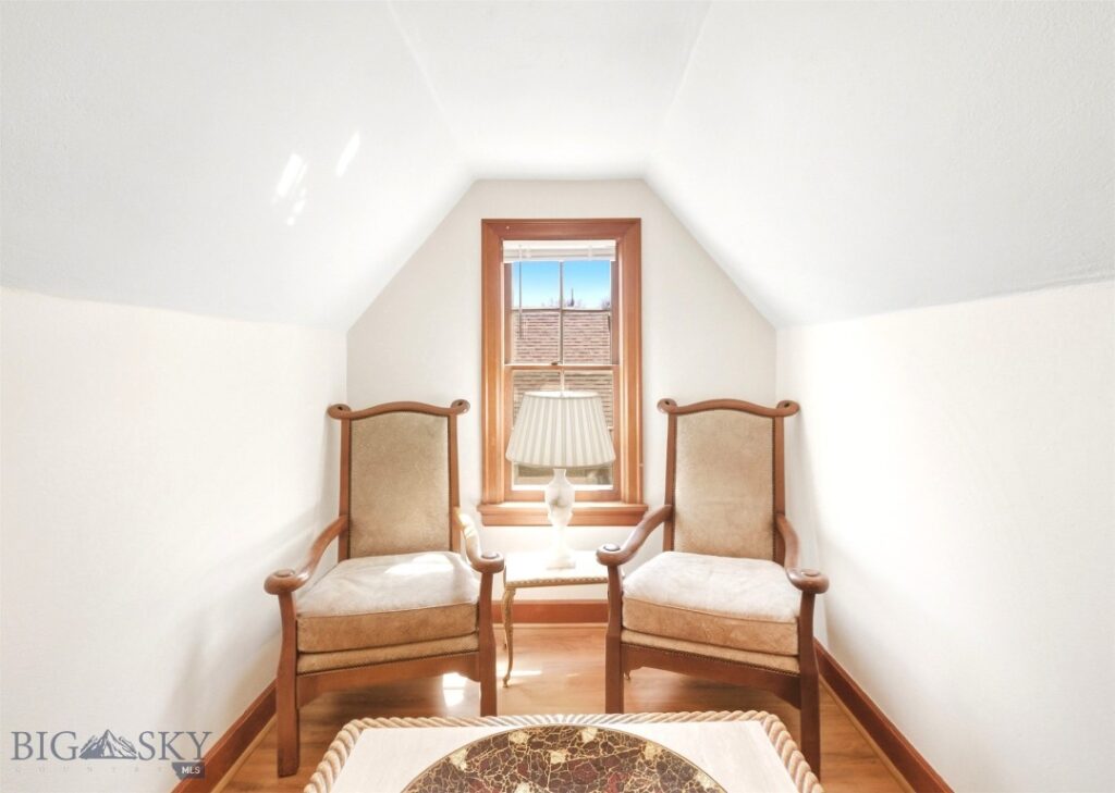 706 S 6th Avenue, Bozeman MT 57915