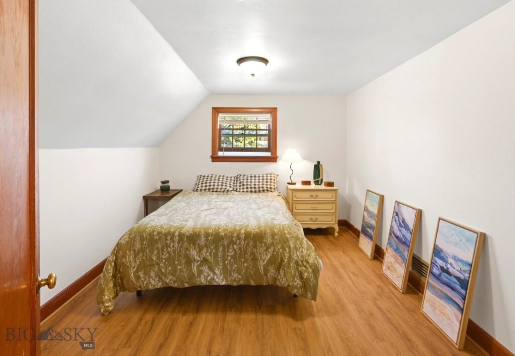 706 S 6th Avenue, Bozeman MT 57915