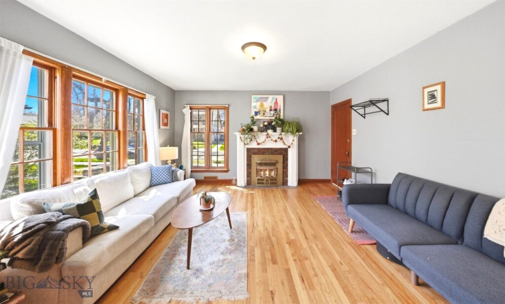 706 S 6th Avenue, Bozeman MT 57915