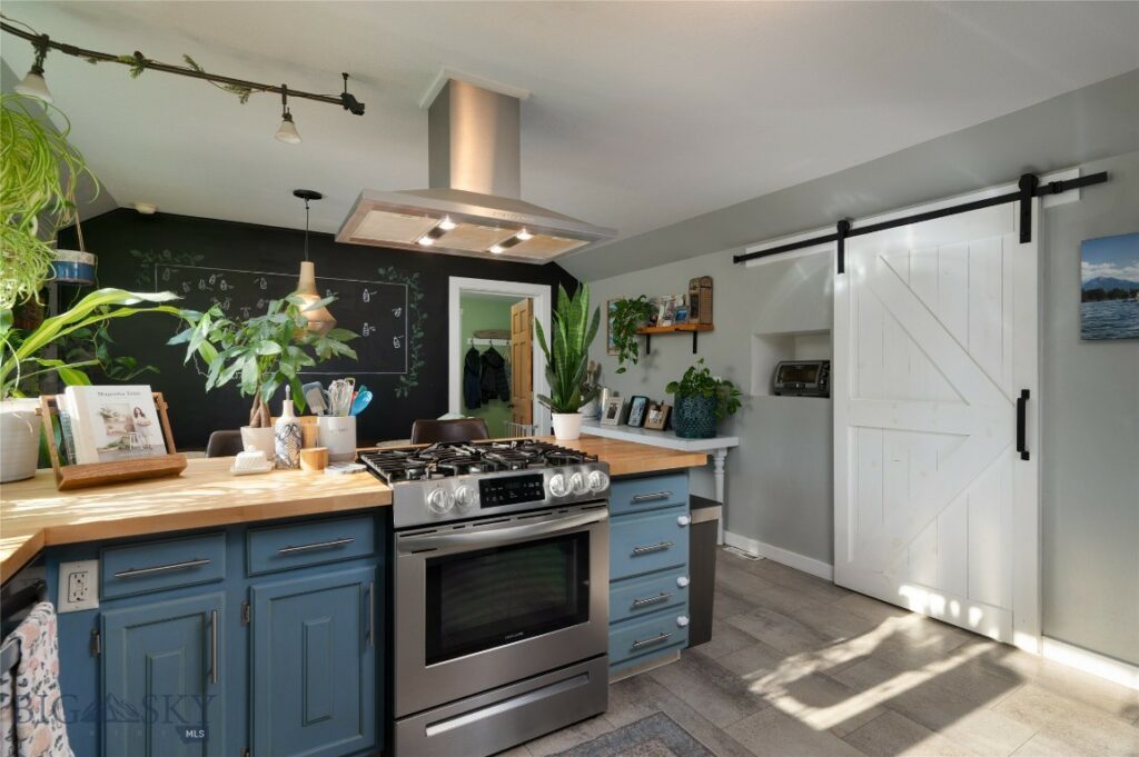706 Colorado Street, Belgrade MT 59714