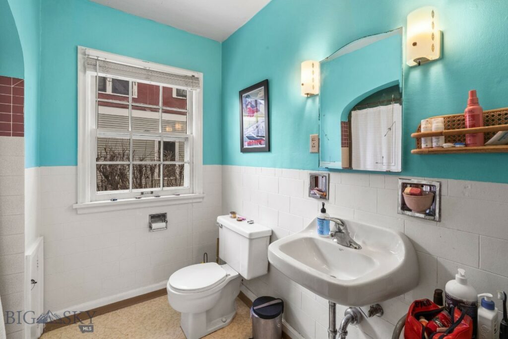 706 S 6th Avenue, Bozeman MT 59715