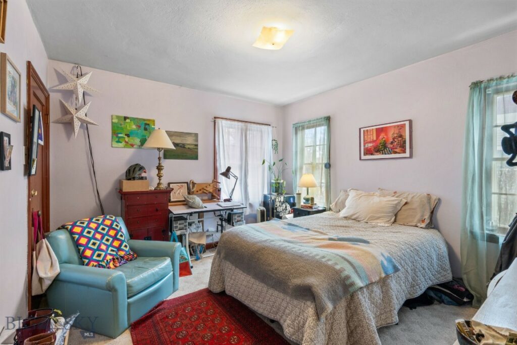 706 S 6th Avenue, Bozeman MT 59715