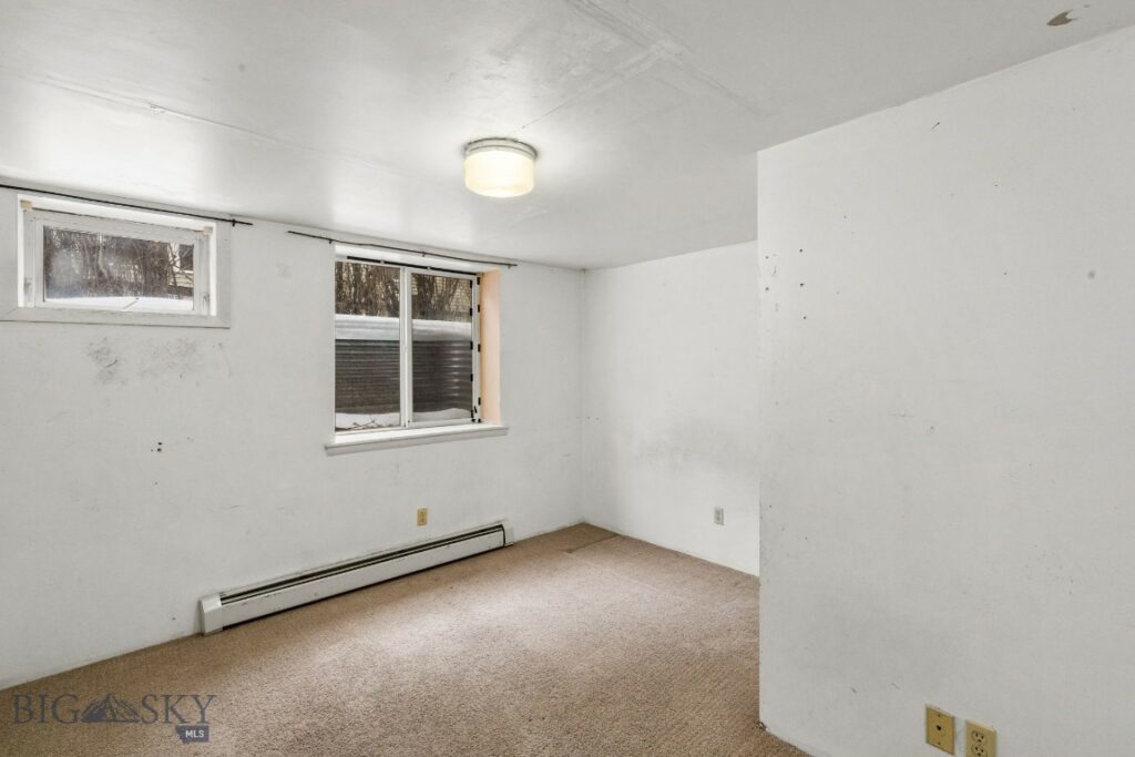 706 S 6th Avenue, Bozeman MT 59715