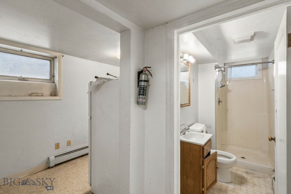 706 S 6th Avenue, Bozeman MT 59715