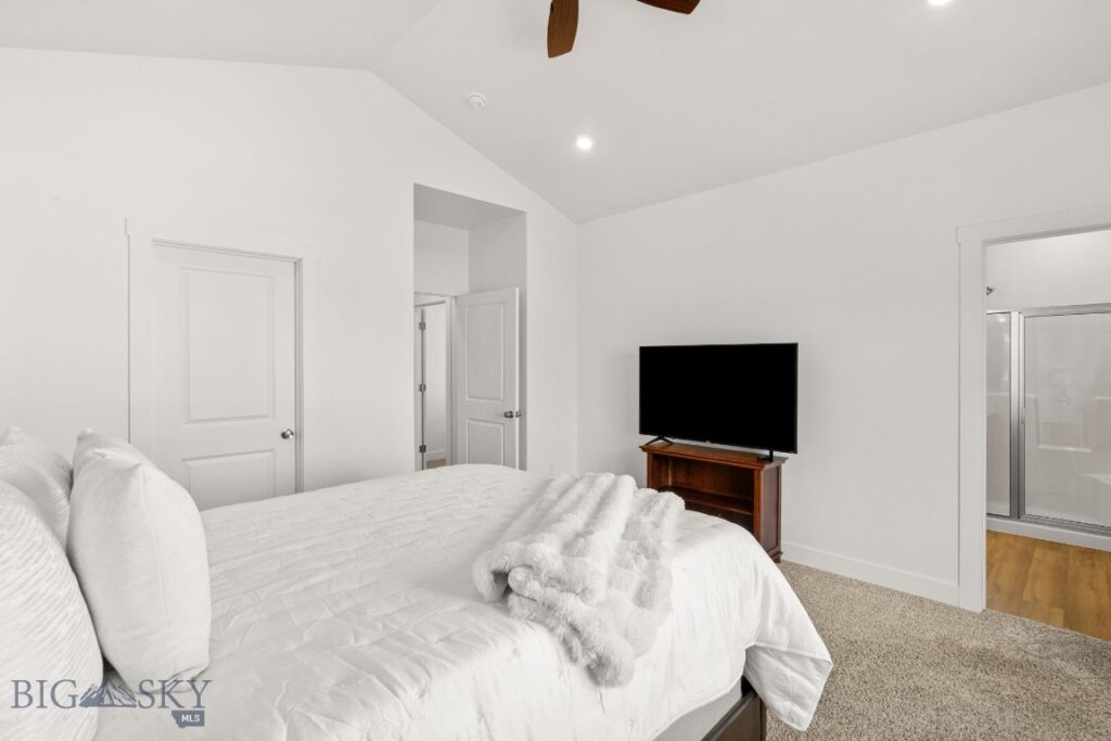 707 Thrice Loop, Belgrade MT 59714
