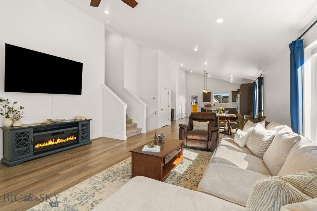 707 Thrice Loop, Belgrade MT 59714