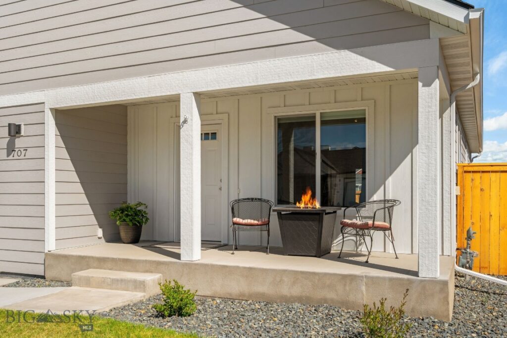 707 Thrice Loop, Belgrade MT 59714