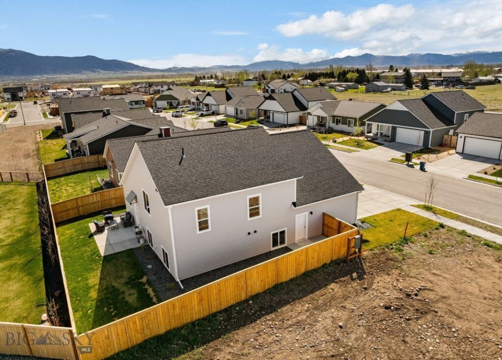 707 Thrice Loop, Belgrade MT 59714