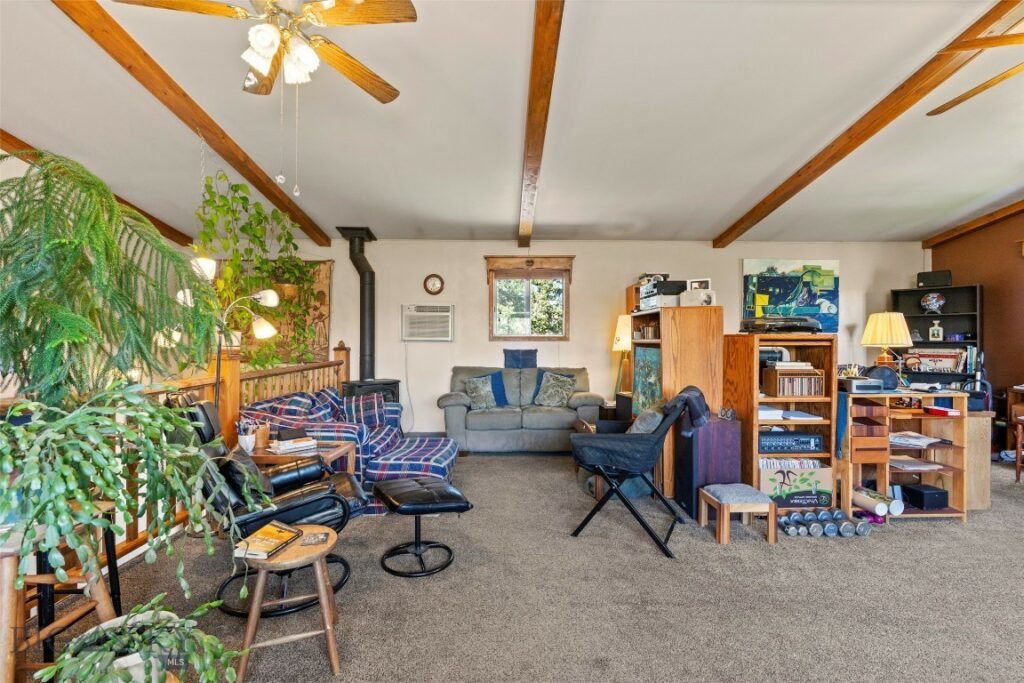 707 Montana Street, Belgrade MT 59714