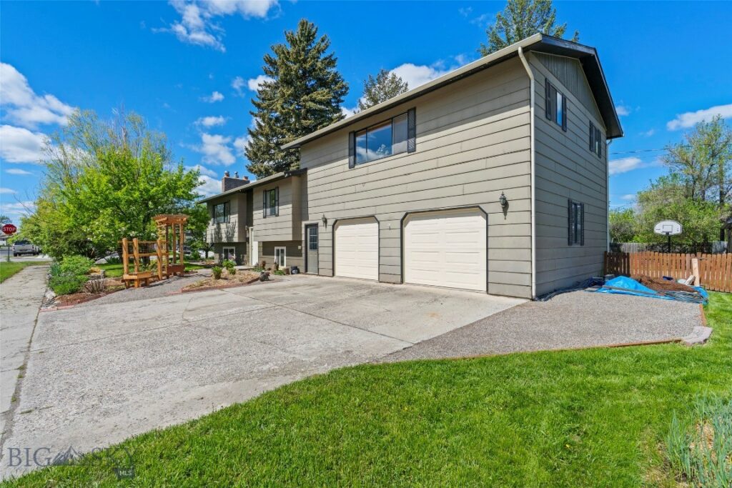 707 Montana Street, Belgrade MT 59714