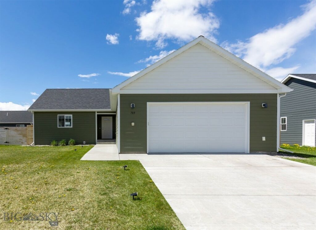 709 Pierre Street, Belgrade MT 59714