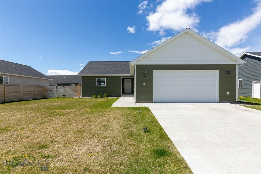 709 Pierre Street, Belgrade MT 59714