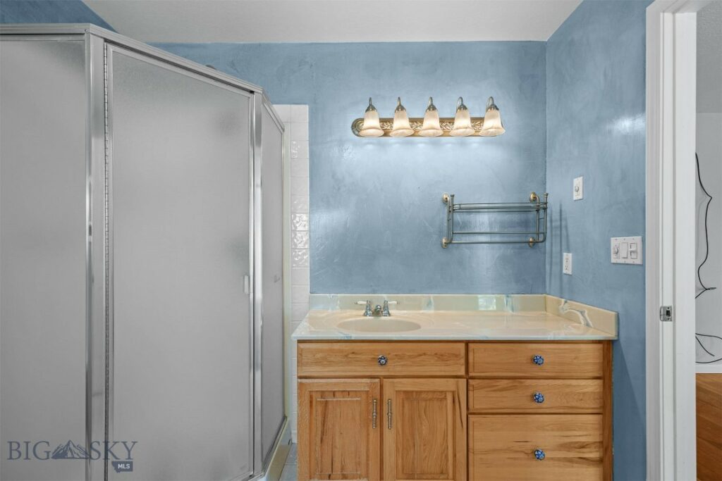71 Fireside Drive, Bozeman MT 59718