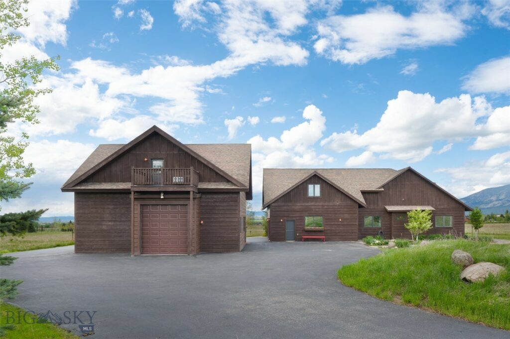 711 Blue Roan Lane, Belgrade MT 59714