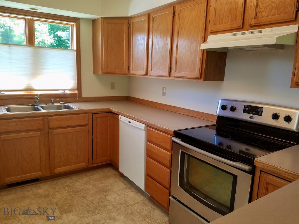 711 S 15th Avenue, Bozeman MT 59715