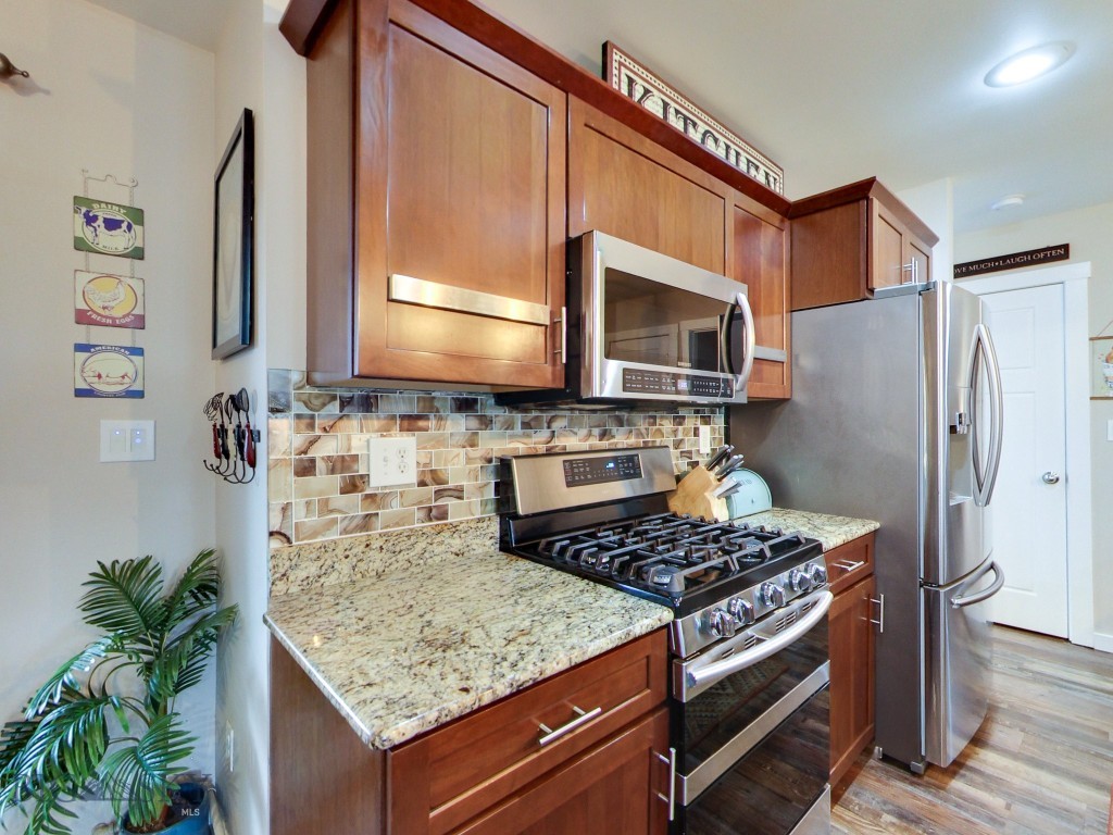 712 Quasar Lane, Livingston MT 59047