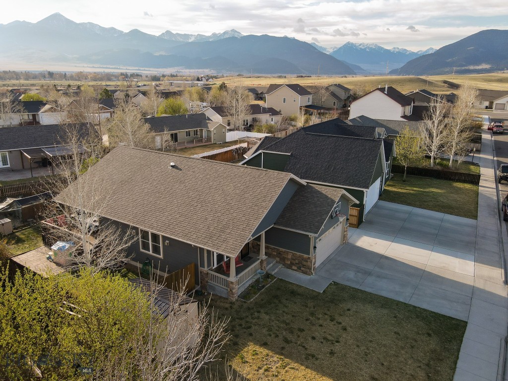 712 Quasar Lane, Livingston MT 59047