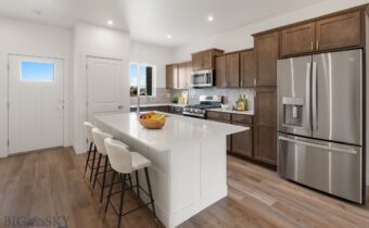 713 Spaniel Lane, Belgrade MT 59714