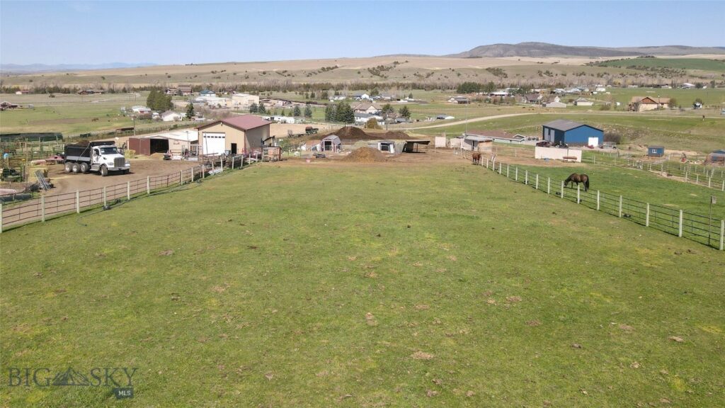 7135 Raven, Belgrade MT 59714