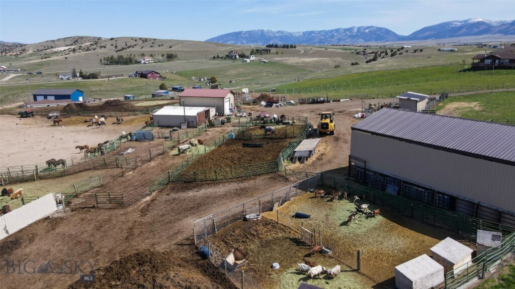 7135 Raven, Belgrade MT 59714
