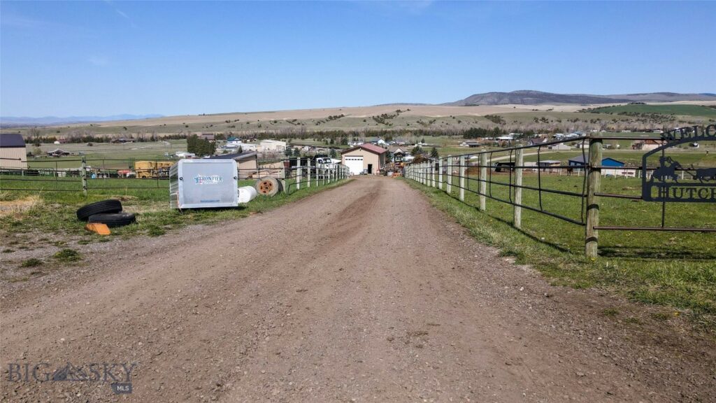 7135 Raven, Belgrade MT 59714