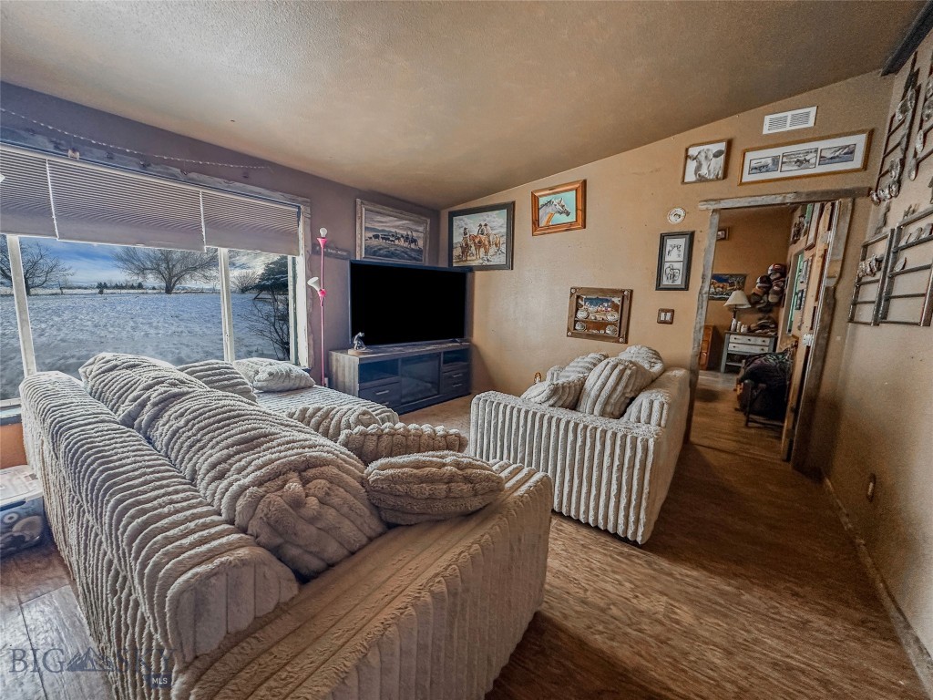7135 Raven, Belgrade MT 59714