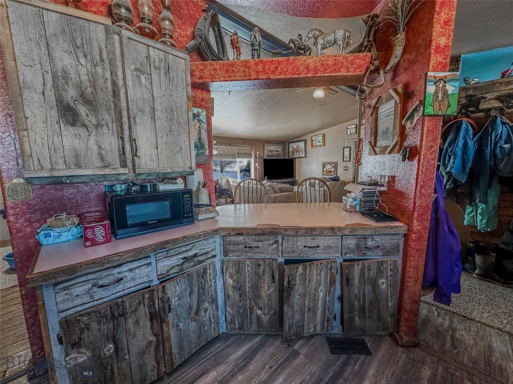 7135 Raven, Belgrade MT 59714