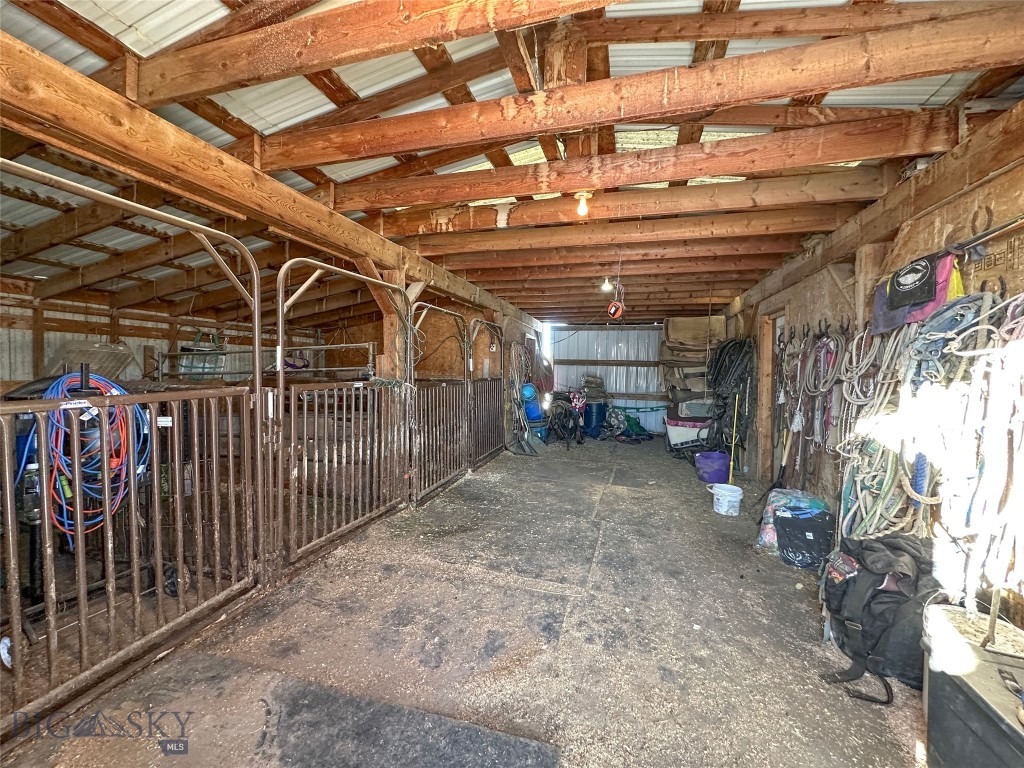 7135 Raven, Belgrade MT 59714